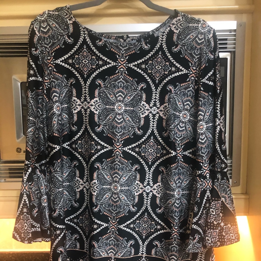 New Direction black multi knit dress top.